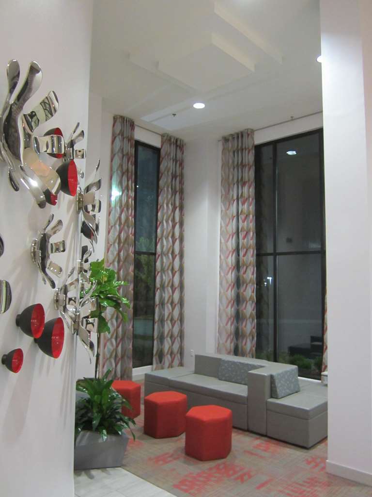 Sonesta Essential Hotel